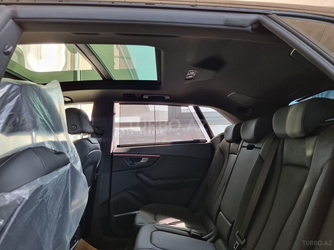 Audi Q8 2021, 35,697 km - 3.0 л - Bakı