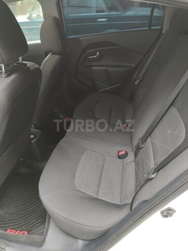 Kia Rio 2016, 296,385 km - 1.6 l - Bakı