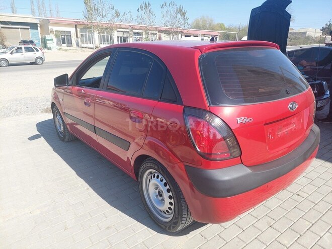Kia Rio 2005, 385,000 km - 1.5 l - Şirvan
