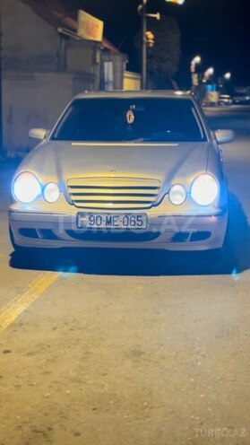 Mercedes E 220 d 1999, 420,000 km - 2.2 l - Tovuz