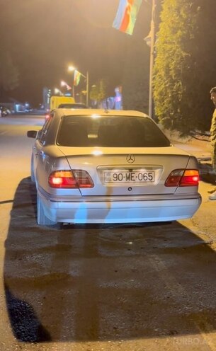 Mercedes E 220 d 1999, 420,000 km - 2.2 l - Tovuz