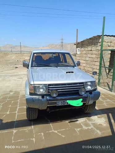 Mitsubishi Pajero 1993, 35,000 km - 2.8 l - Bakı