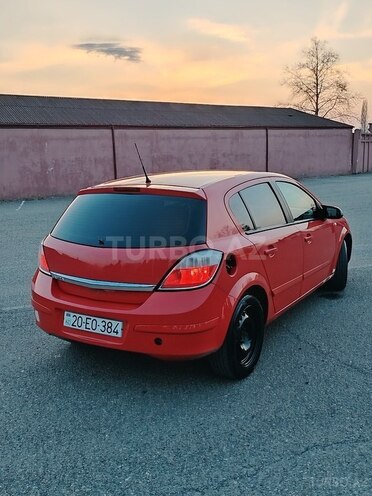 Opel Astra 2006, 331,000 km - 2.2 л - Gəncə