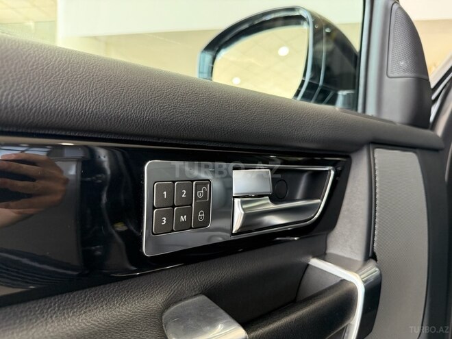 Land Rover Discovery-21