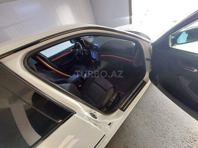 BMW 320 2002, 28,600 km - 2.2 l - Bakı