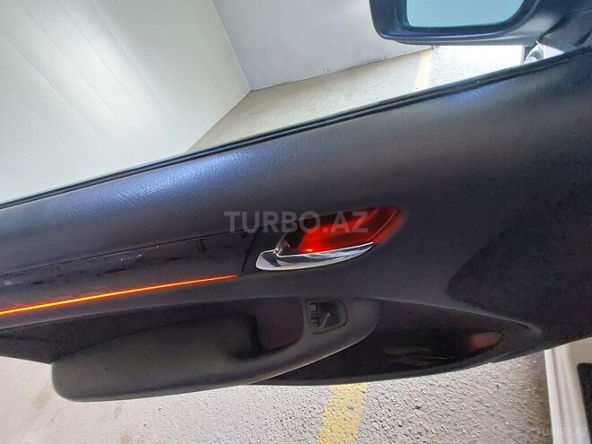 BMW 320 2002, 28,600 km - 2.2 l - Bakı