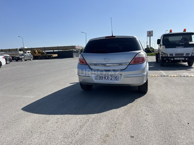 Opel Astra 2005, 215,000 km - 1.4 l - Bakı