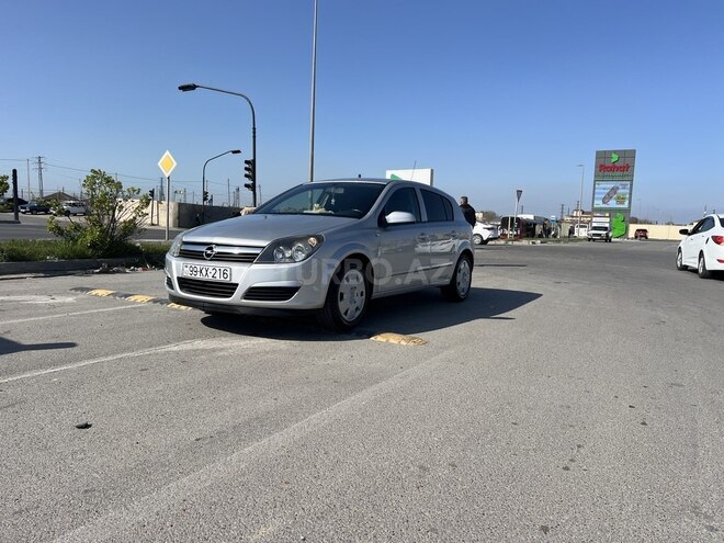 Opel Astra 2005, 215,000 km - 1.4 l - Bakı