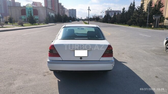 Mercedes C 220 1995, 247,200 km - 2.2 l - Bakı