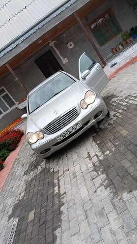 Mercedes C 240 2001, 255,282 km - 2.6 л - Sumqayıt