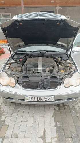Mercedes C 240 2001, 255,282 km - 2.6 л - Sumqayıt