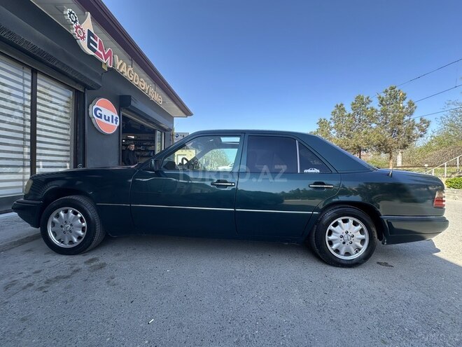 Mercedes E 220 1994, 185,000 km - 2.2 l - Tərtər
