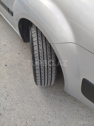 Kia Rio 2006, 255,000 km - 1.4 l - Quba