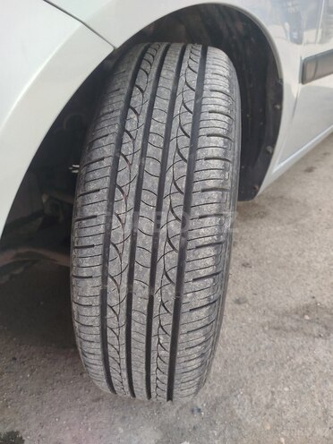 Kia Rio 2006, 255,000 km - 1.4 l - Quba