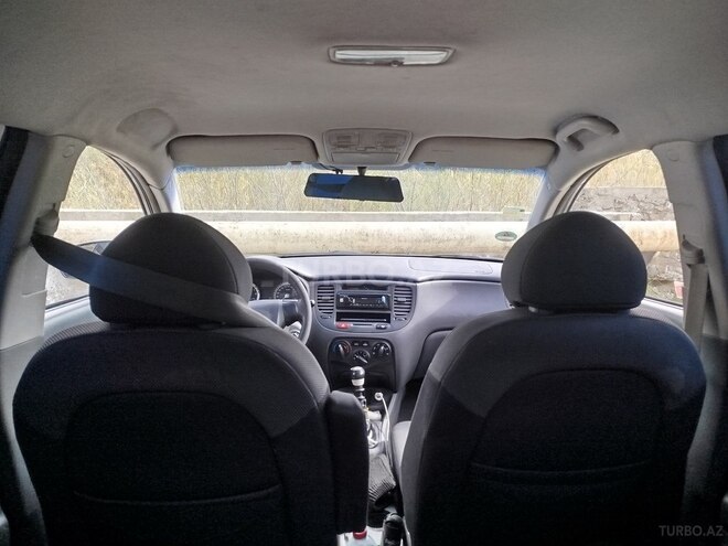 Kia Rio 2006, 255,000 km - 1.4 l - Quba