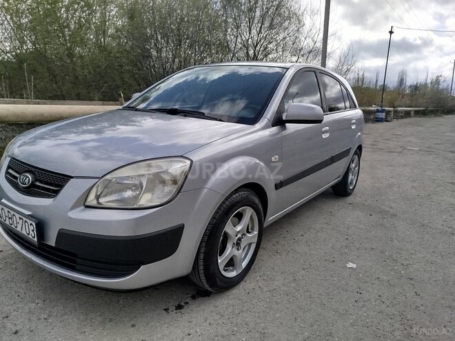 Kia Rio 2006, 255,000 km - 1.4 l - Quba