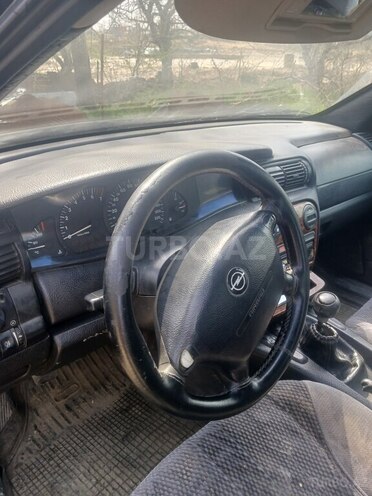 Opel Omega 1997, 222,222 km - 2.0 l - Bakı
