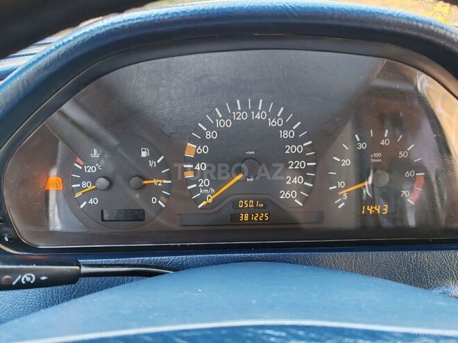 Mercedes C 240 1999, 381,255 km - 2.4 l - Bakı