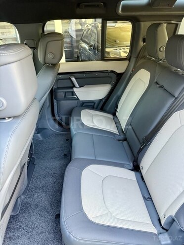 Land Rover Defender 2023, 4,300 km - 3.0 l - Bakı