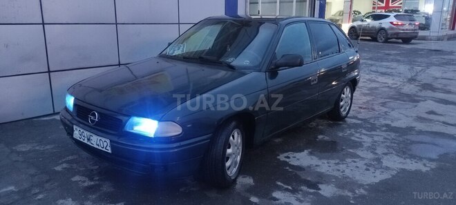 Opel Astra 1995, 325,468 km - 1.6 l - Xaçmaz