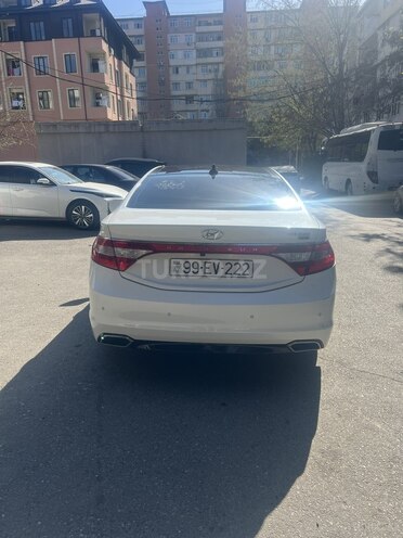 Hyundai Grandeur 2015, 215,445 km - 2.2 l - Bakı