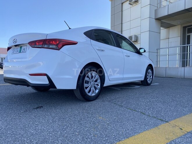 Hyundai Accent 2021, 115,384 km - 1.6 l - Bakı