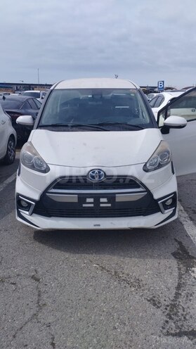 Toyota Sienta 2016, 165,000 km - 1.5 l - Bakı