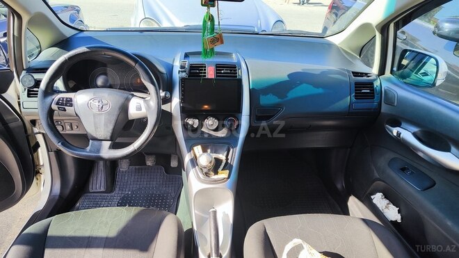 Toyota Auris 2010, 280,010 km - 1.6 l - Bakı