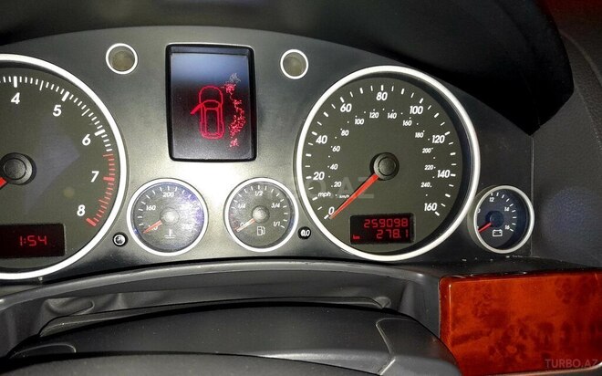Volkswagen Touareg 2003, 259,000 km - 3.2 л - Bakı