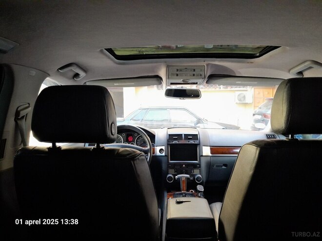 Volkswagen Touareg 2003, 259,000 km - 3.2 л - Bakı