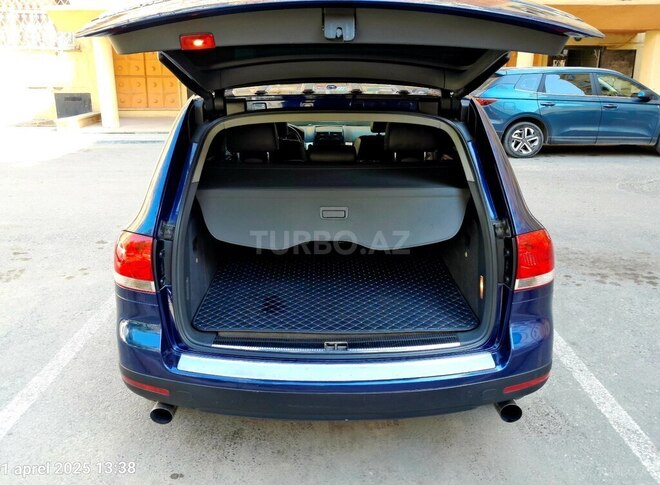 Volkswagen Touareg 2003, 259,000 km - 3.2 л - Bakı