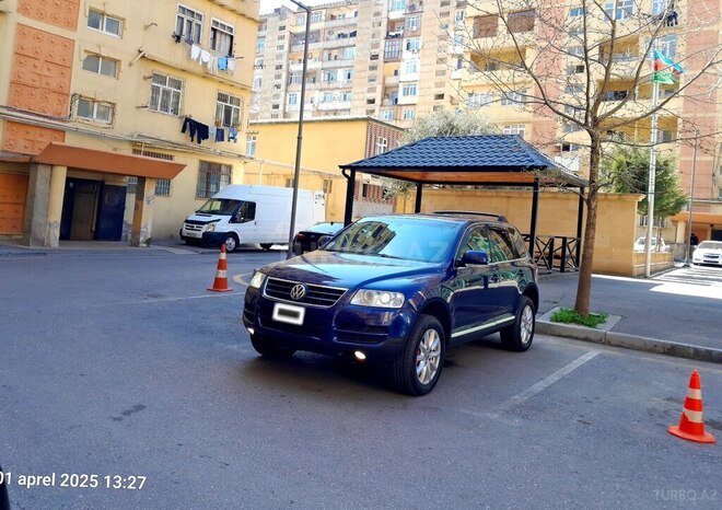 Volkswagen Touareg 2003, 259,000 km - 3.2 л - Bakı