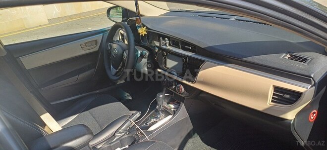 Toyota Corolla 2014, 165,500 km - 1.6 l - Göyçay