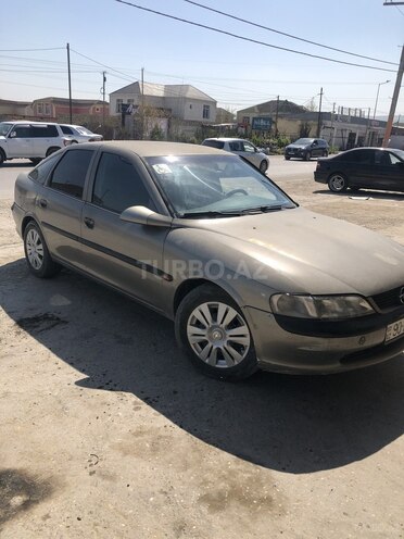 Opel Vectra 1997, 100,000 km - 2.0 l - Bakı