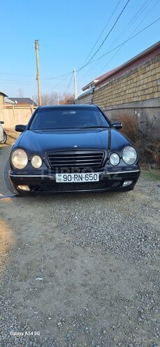 Mercedes E 270 2000, 500,000 km - 2.7 l - Qazax