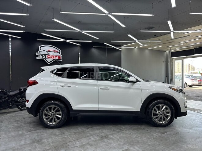 Hyundai Tucson 2018, 196,268 km - 2.0 л - Bakı