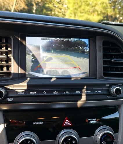Hyundai Elantra 2019, 74,200 km - 2.0 л - Bakı