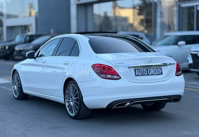 Mercedes C 300 2017, 93,500 km - 2.0 л - Bakı