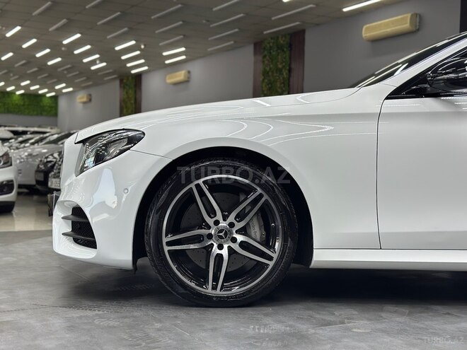 Mercedes E 300 4MATIC 2018, 59,401 km - 2.0 л - Bakı