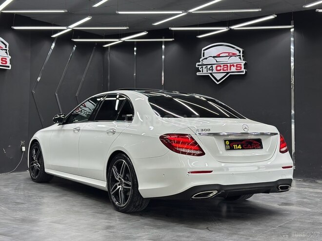 Mercedes E 300 4MATIC 2018, 59,401 km - 2.0 л - Bakı