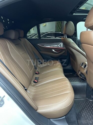 Mercedes E 300 4MATIC 2018, 59,401 km - 2.0 л - Bakı