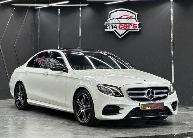 Mercedes E 300 4MATIC 2018, 59,401 km - 2.0 л - Bakı