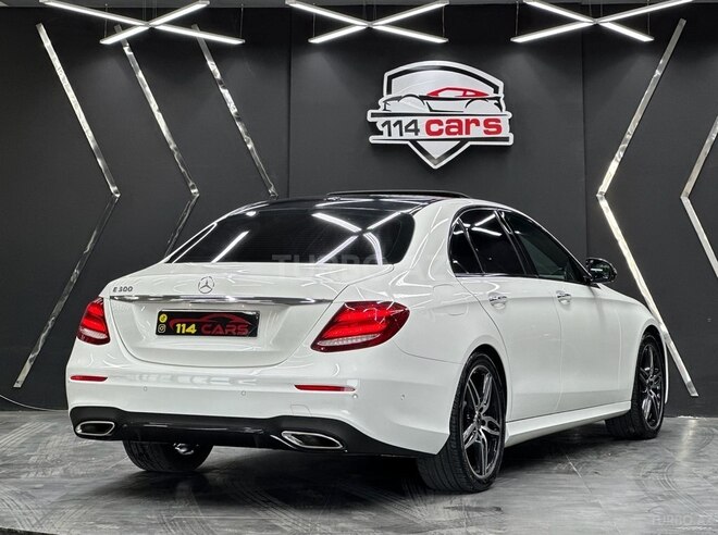 Mercedes E 300 4MATIC 2018, 59,401 km - 2.0 л - Bakı