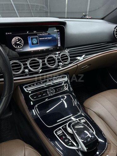 Mercedes E 300 4MATIC 2018, 59,401 km - 2.0 л - Bakı
