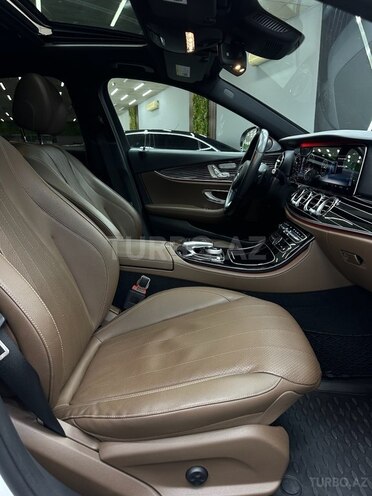 Mercedes E 300 4MATIC 2018, 59,401 km - 2.0 л - Bakı