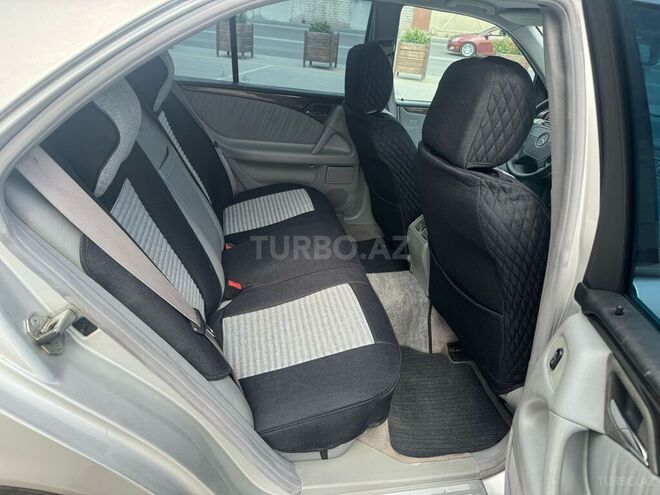 Mercedes E 240 1998, 311,000 km - 2.4 l - Bakı