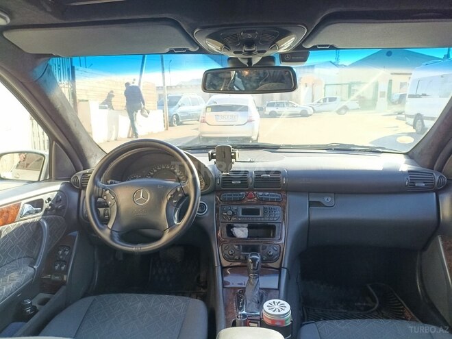 Mercedes C 240 2000, 350,000 km - 2.4 л - Bakı