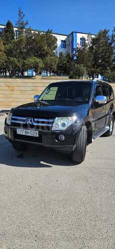 Mitsubishi Pajero 2007, 318,000 km - 3.0 l - Bakı