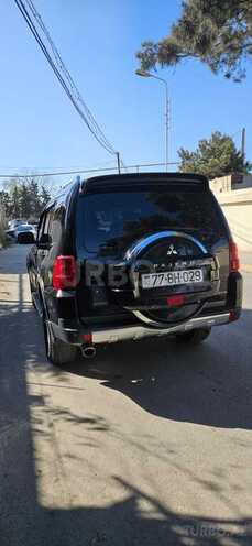 Mitsubishi Pajero 2007, 318,000 km - 3.0 l - Bakı