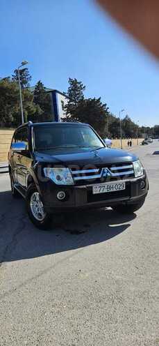 Mitsubishi Pajero 2007, 318,000 km - 3.0 l - Bakı